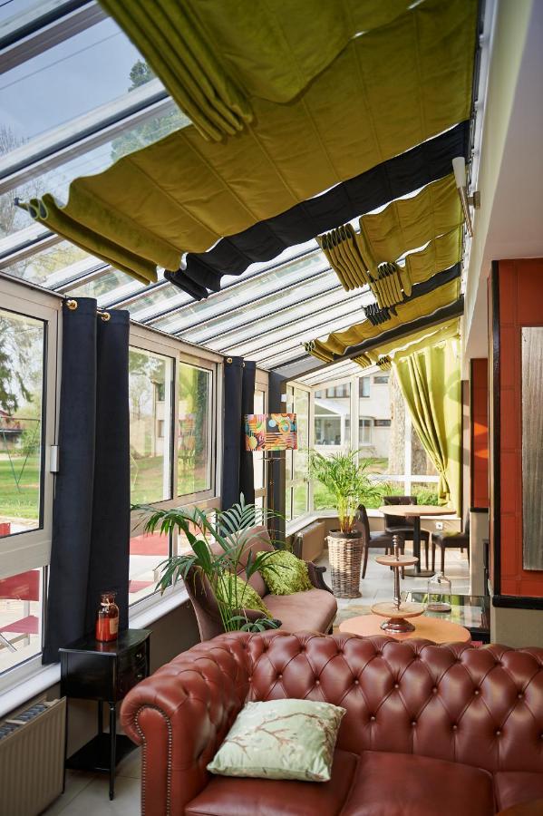Logis Auberge Du Port Bazeilles Ngoại thất bức ảnh